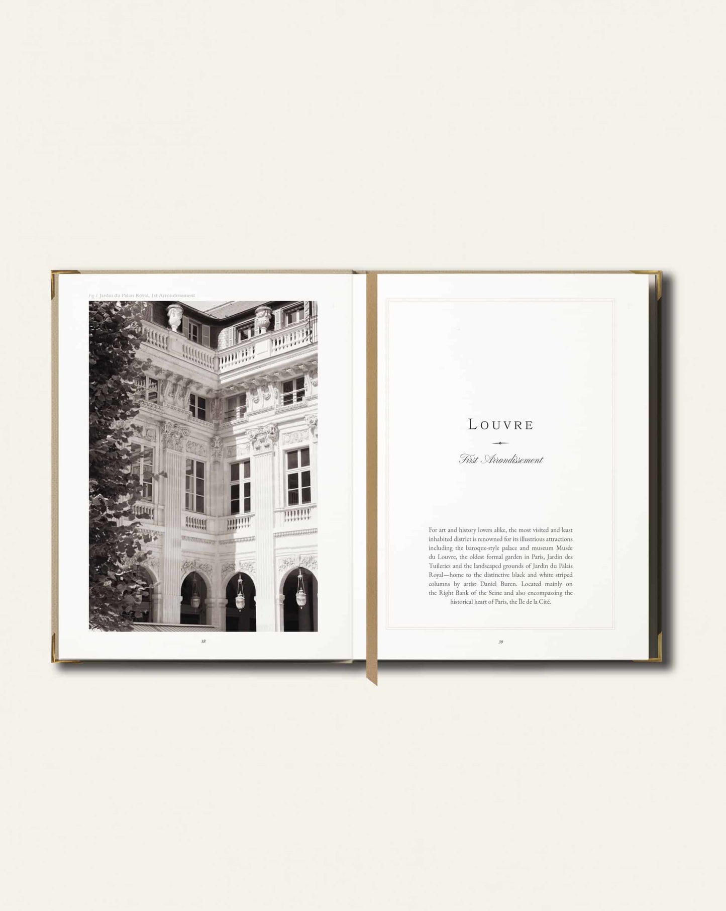 Paris Travel Guide image 8